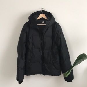 SOLD* Black puffer jacket Champion men size S